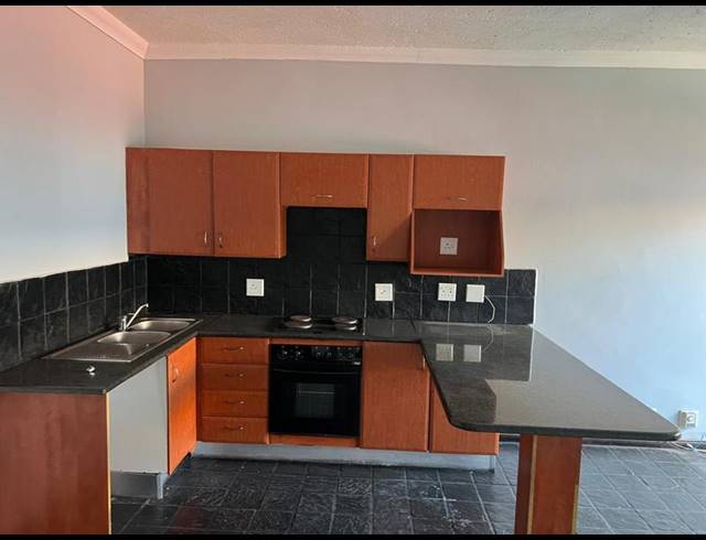 2 BEDROOM PROPERTY TO RENT IN NOORDWYK